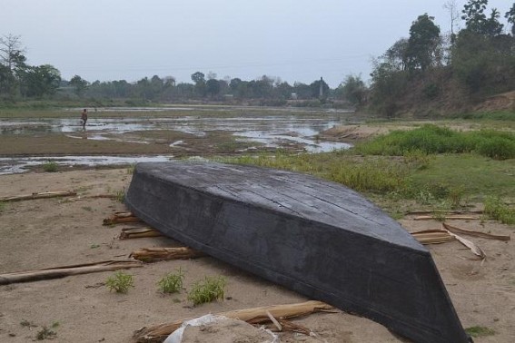 Fishermen suffer as rivers run dry Fishermen suffer as rivers run dry